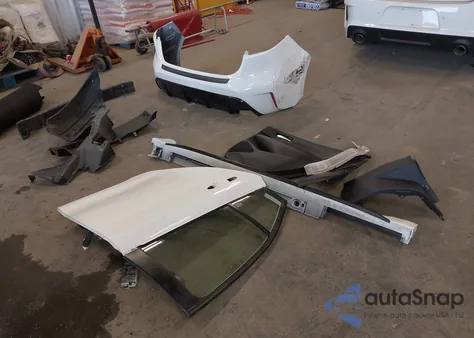 2024 Toyota Corolla Hybrid Nightshade Edition из США, поврежденный, VIN JTDBCMFE3R3031801